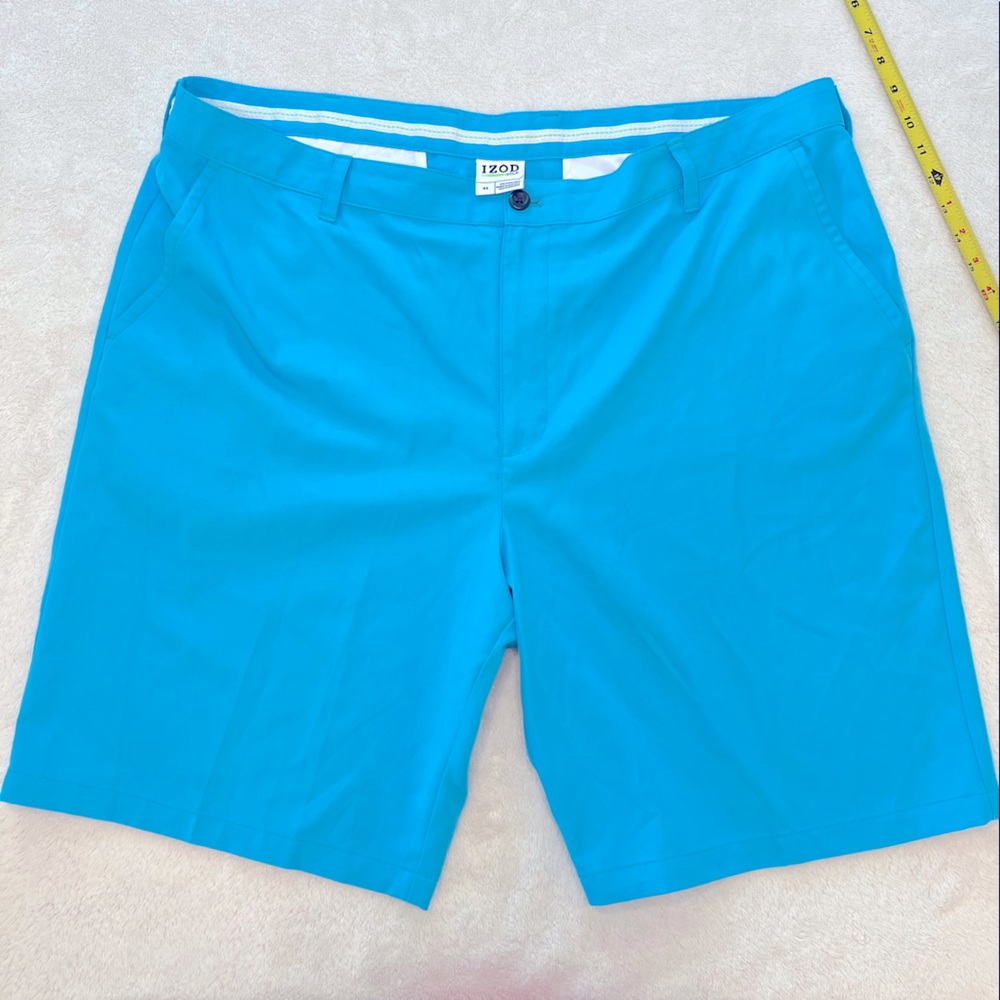 Mens Izod Golf Shorts size 44 blue; used